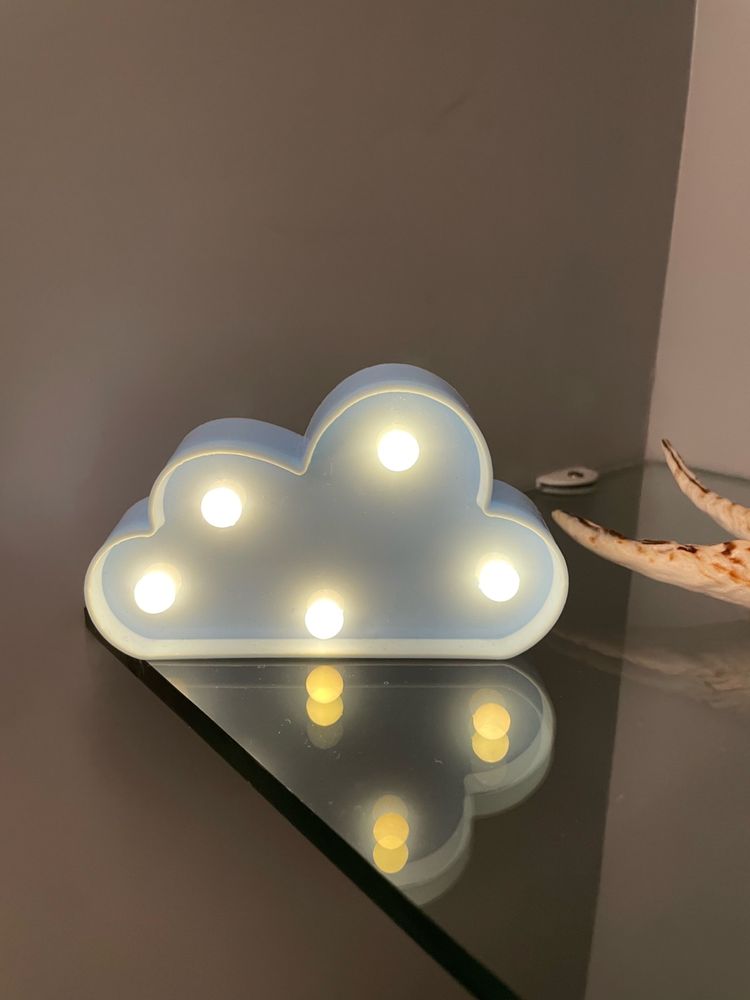 Cloud Shaped Desk/Table Light Lamp