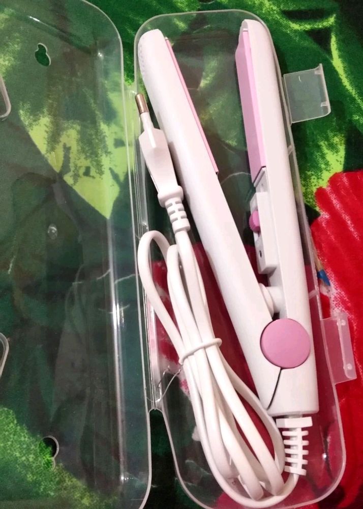 GLOW MORE Portable Mini Ceramic Hair Straightener