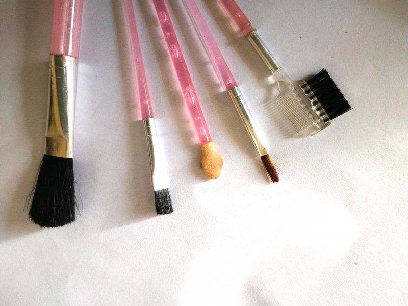 Makeup Brushes