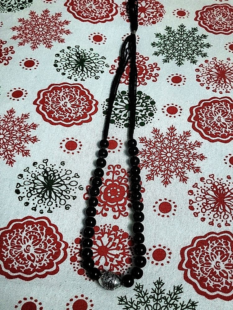 Black Bead Necklace.