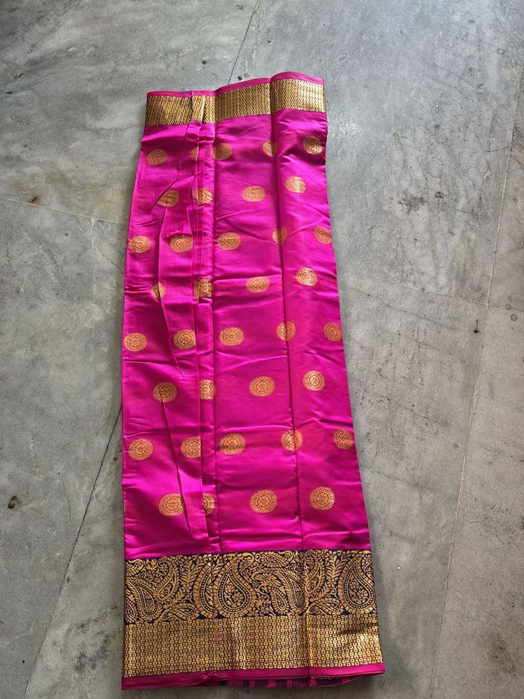 Mauve Colour Silk Sareee With Blouse Piece