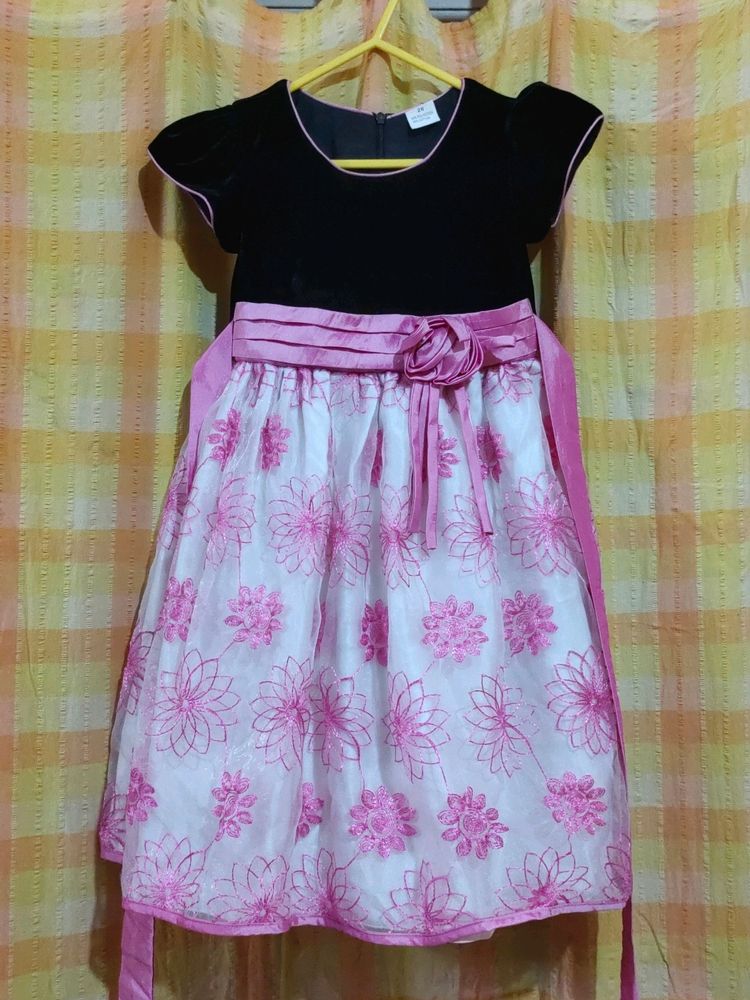3 To 5yrs Black Velvet N Pink Formal Dress