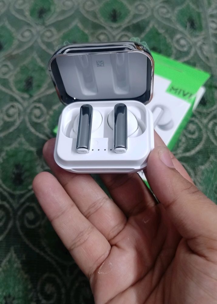 Mivi Earbuds