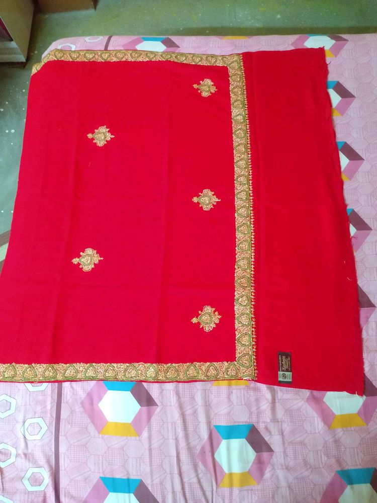 Embroidery Woolen Kashmiri Shawl(red)