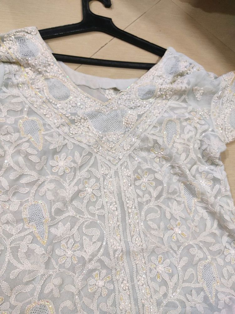 Chikankari Type Kurti With Dupatta