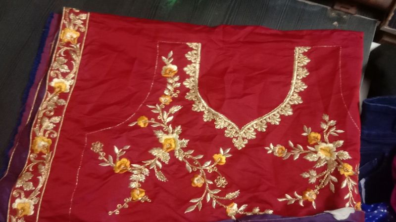 Lehna Choli .        Skirt Is stiched. With Duptta (2.5 Mit)   Blouse piece