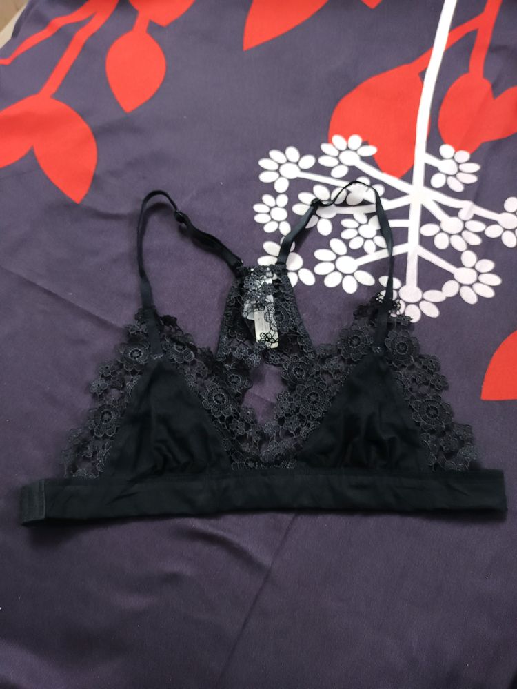 Lace Bra.....32B