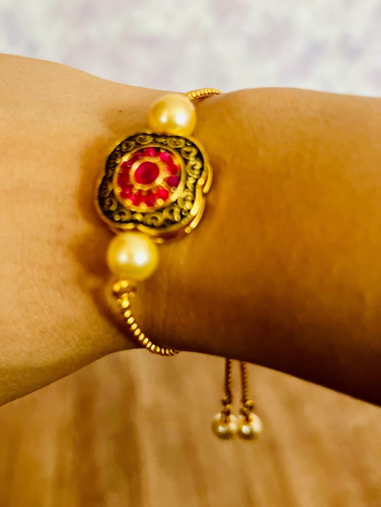 Bracelet With Semi-precious Stones - Gold Plated