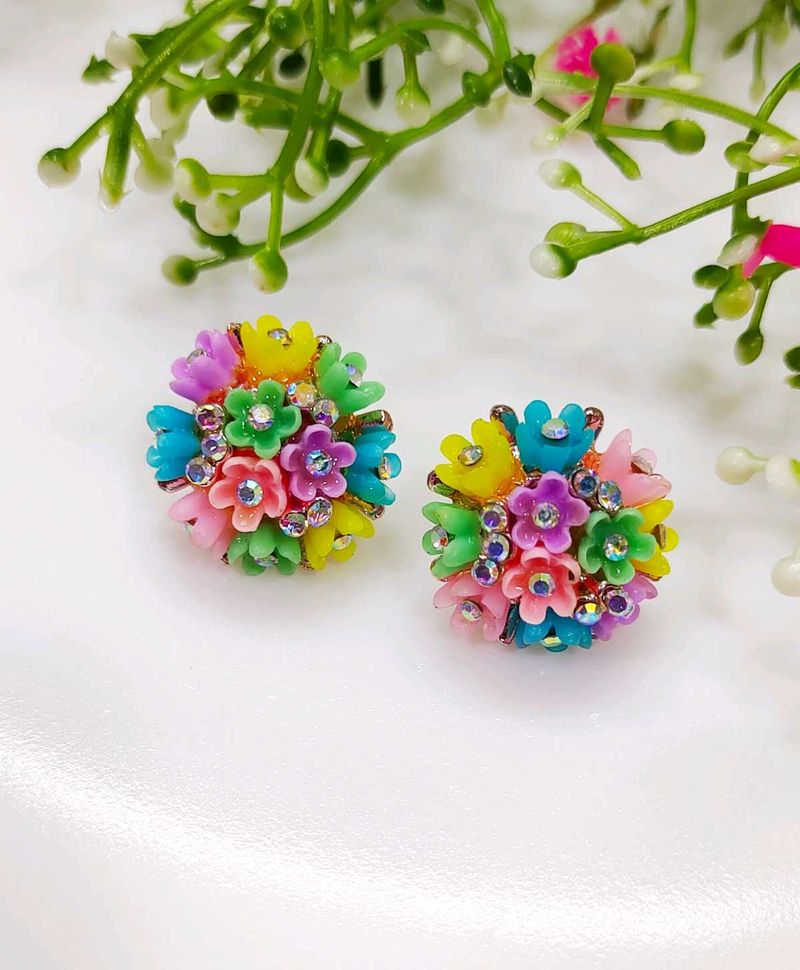 Pretty Floral Studs