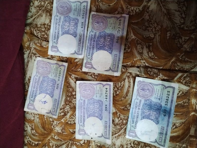 Unbelievable Deal:-Old One Rupee 5 Notes