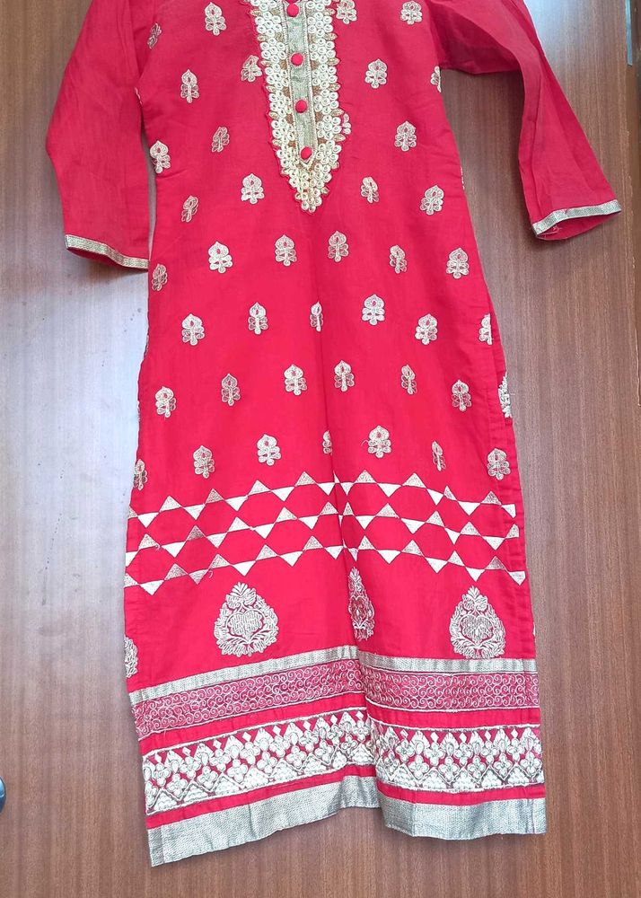 Red Kurta