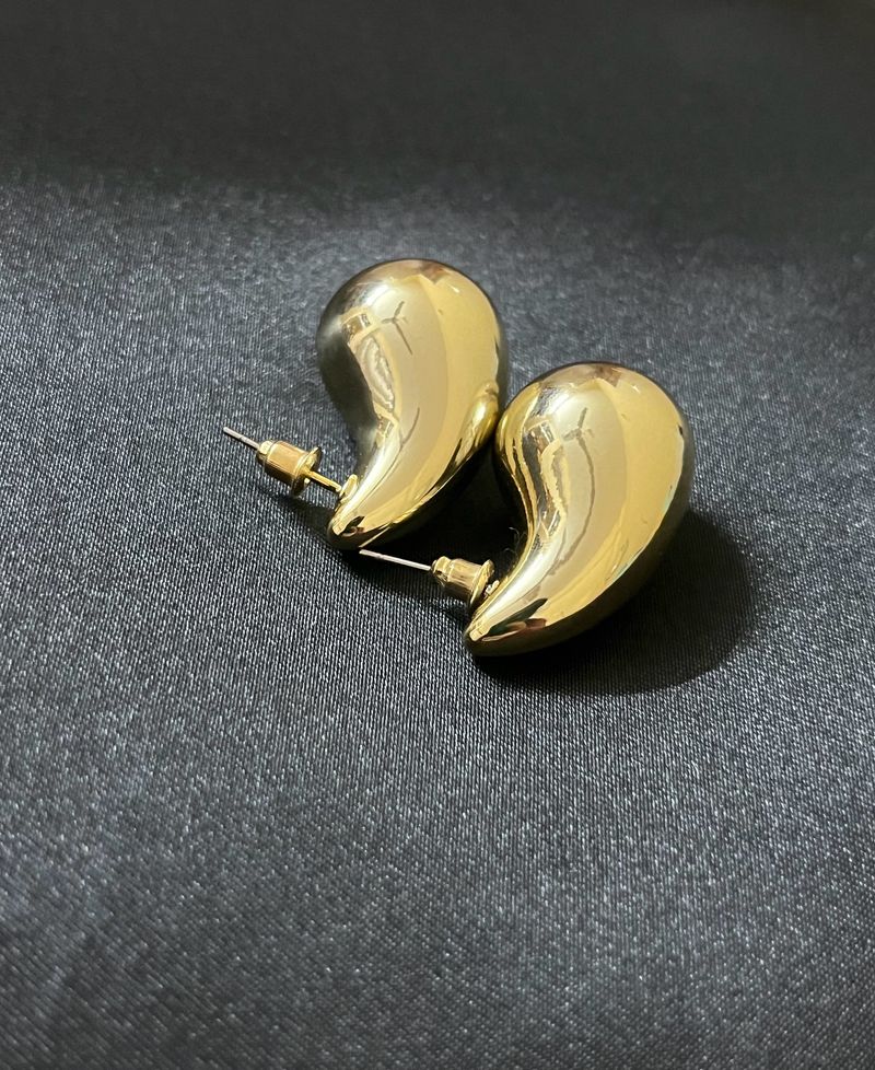 Teardrop Gold Earrings