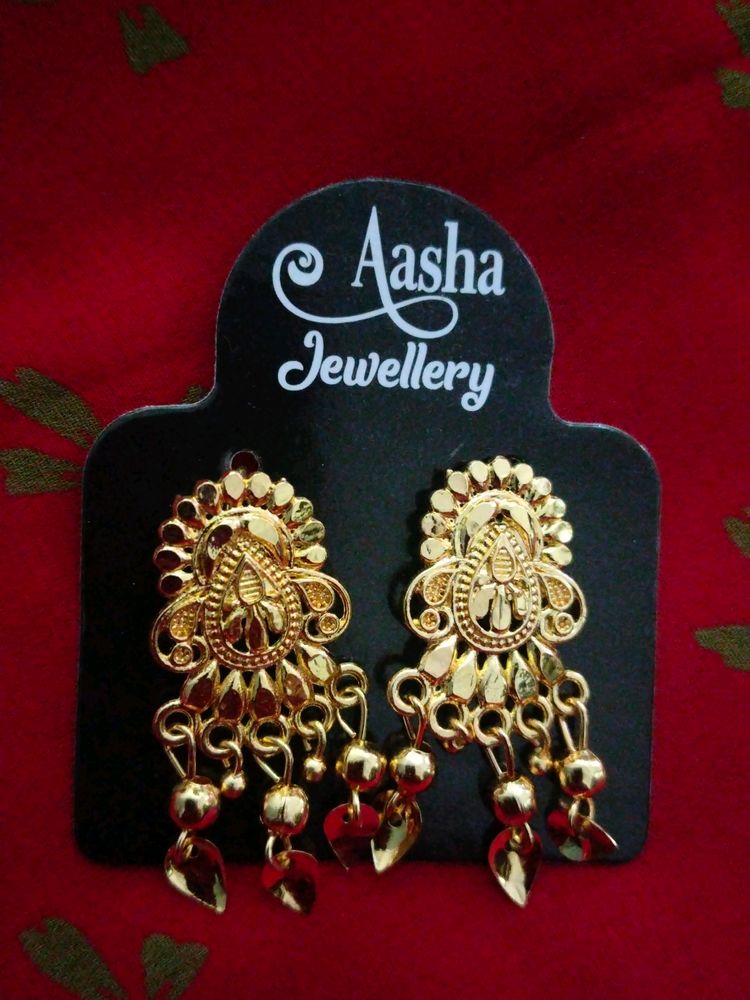 Golden Colour Earrings