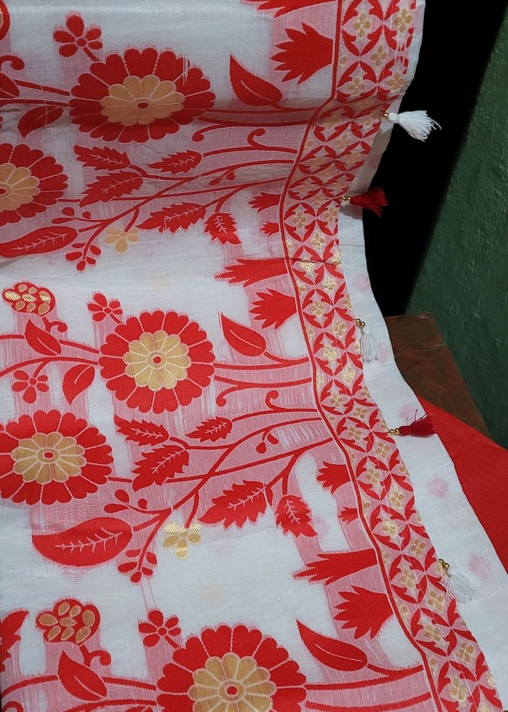 Jamdani Saree