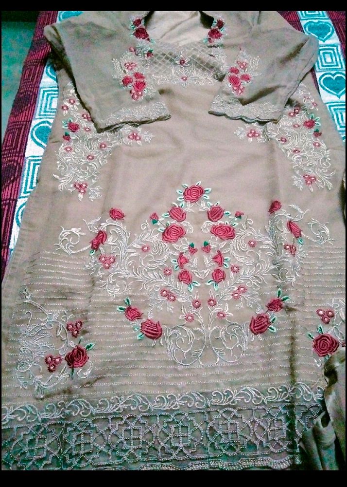 Pakistani heavy Georgette Suit