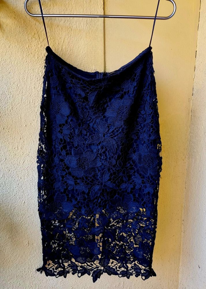 Black Lace Overlay Pencil Skirt PRELOVED Waist 30"