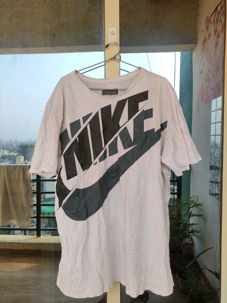 Nike Printed Tee For Casual Wears And Sports Wear