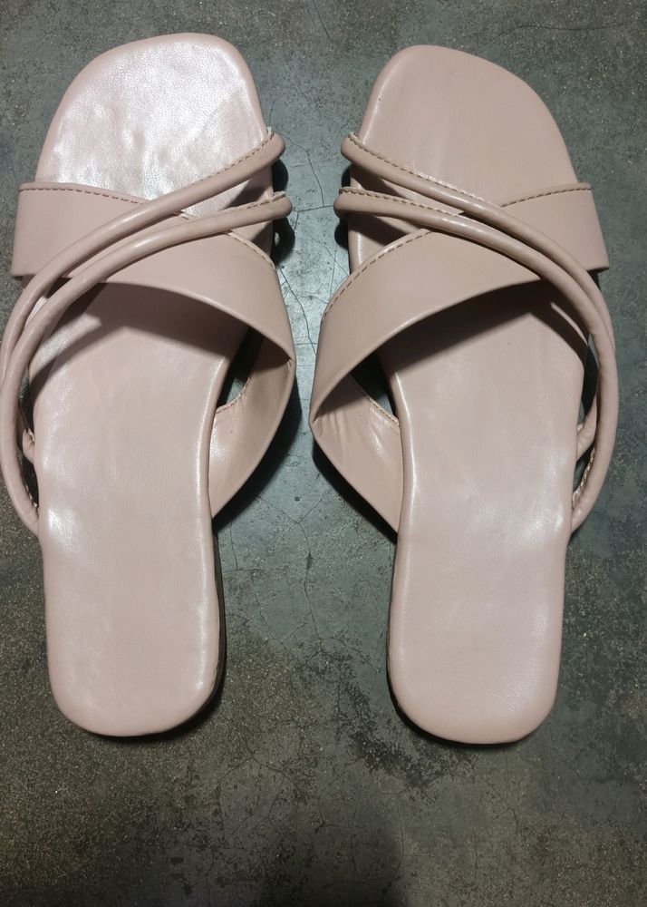 Brand New Nude Flats