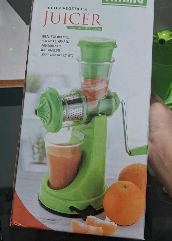 Fruit and Vegetable Juicer