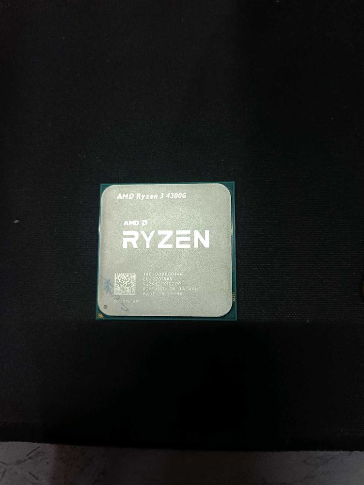 Ryzen 3 4300G 4 Core 8 Thread