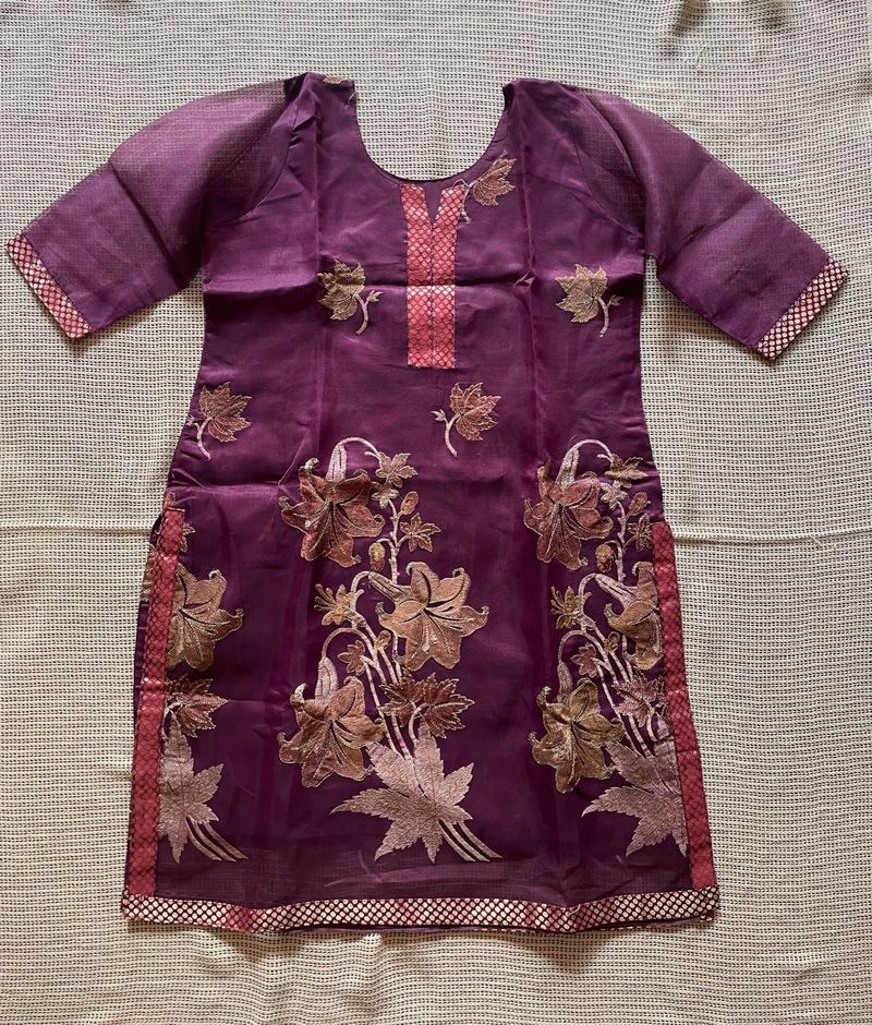 Embroidered Net Kurta