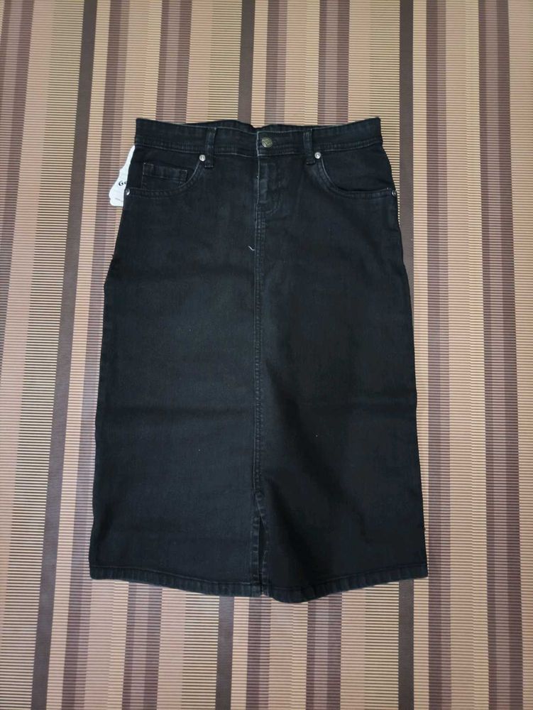 Z-56 Size 30 Women Girl Denim Skirt