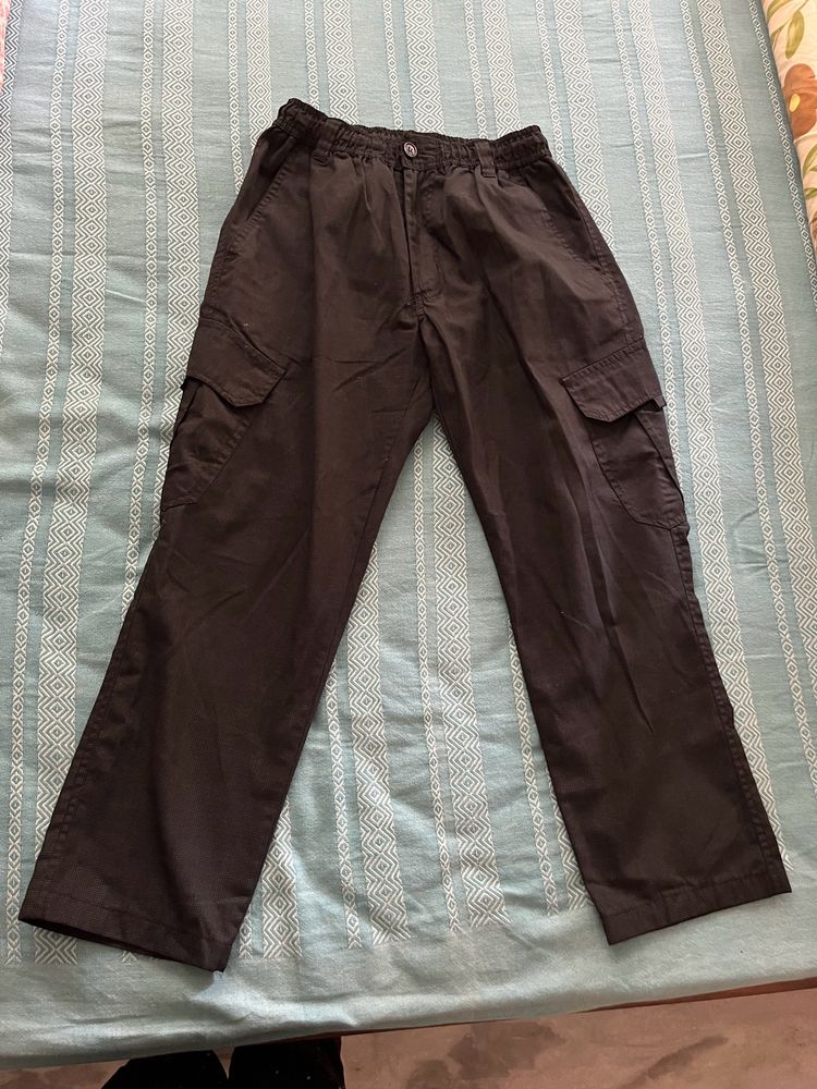 Women Cargo Pants (black)