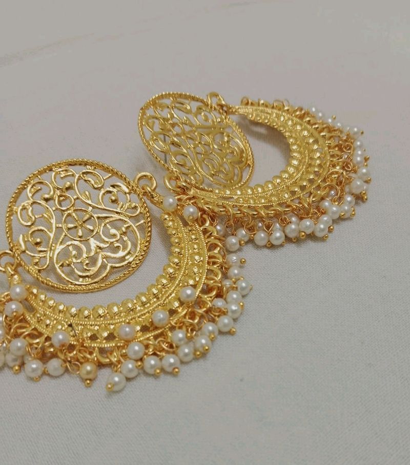 Earrings With Pearls