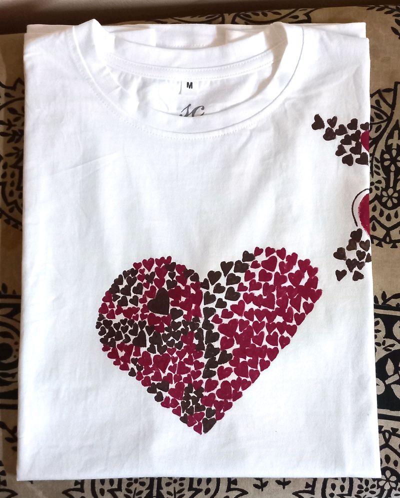 Love Design Painted t-Shirt