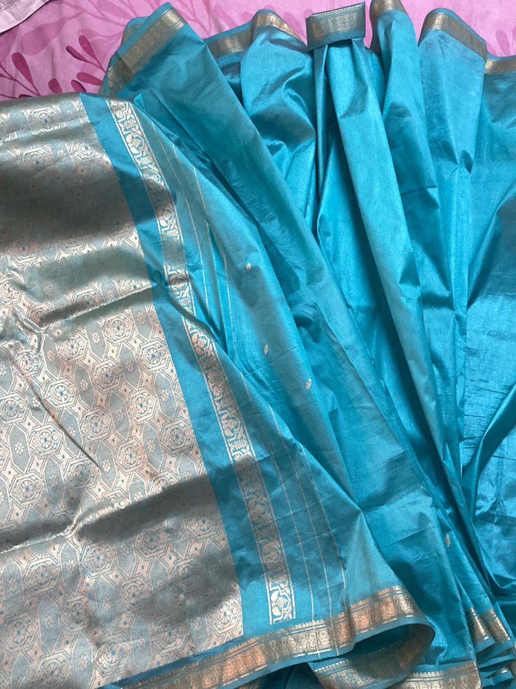 Used Sea Green Saree For Grabs