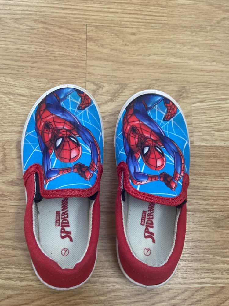 Kids Spider-Man Shoes