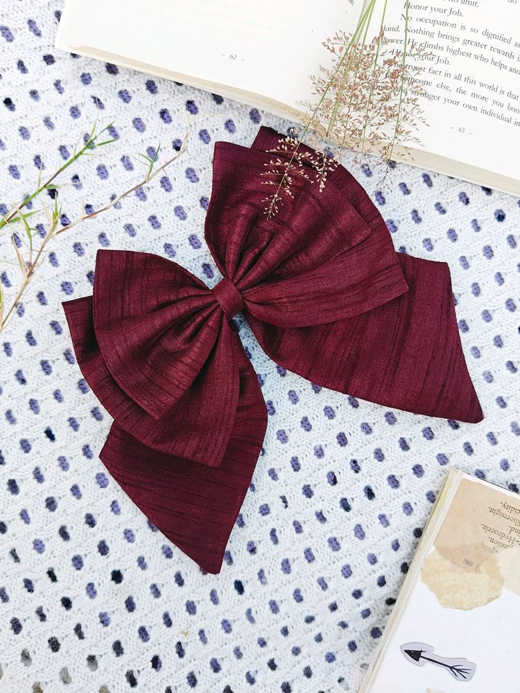 Marron Bow Clip