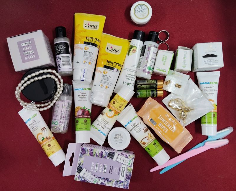 MYSTRY SKIN CARE -10 PRODUCT WITH FREEBIES 💓