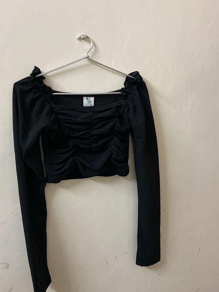 Sweetheart Neck Crop Top in Black -M