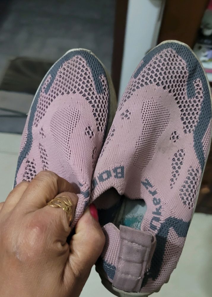 Pretty pink sports shoes  & partywear belly(2)