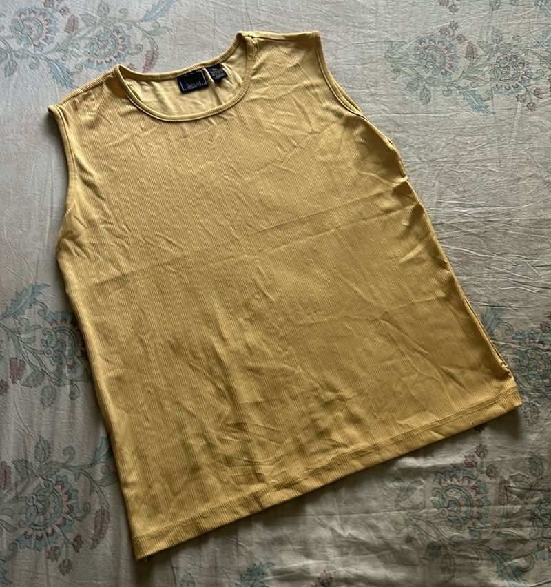 T-shirt (sleeveless)