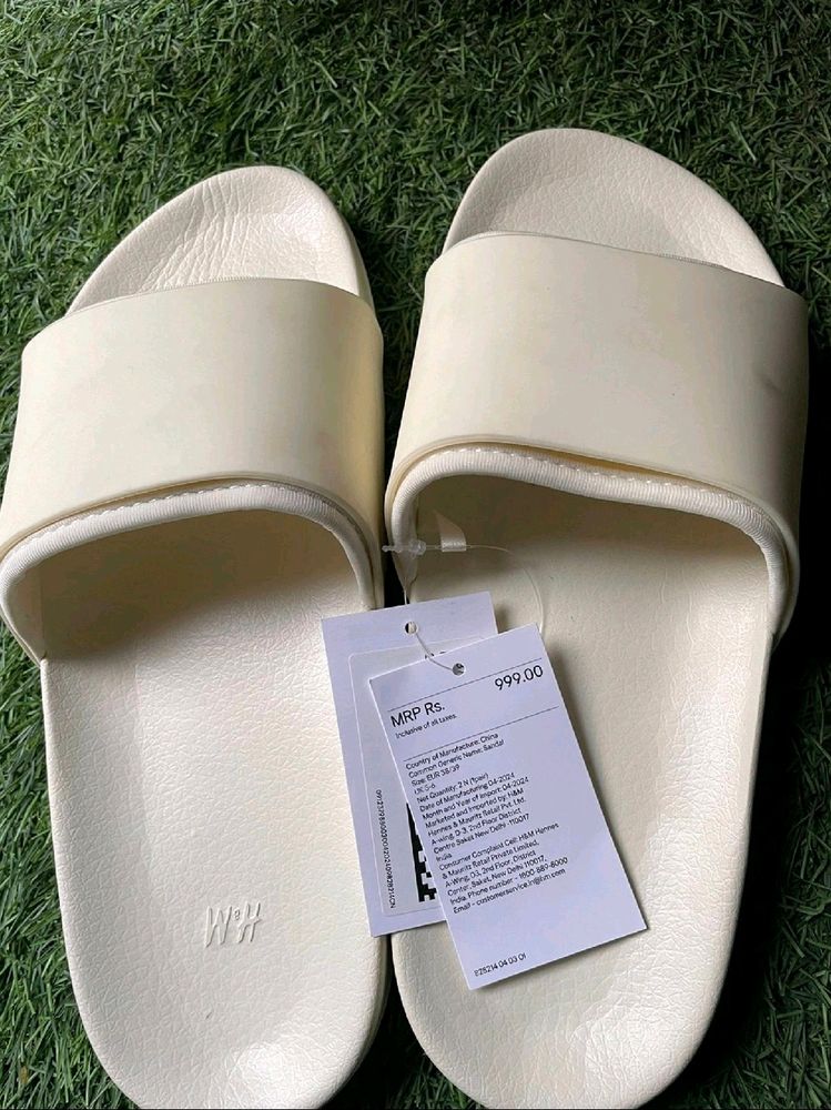 H&M Off White Casual Slippers