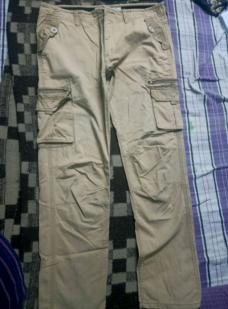 Gas brand cargo 36waist..6pockets