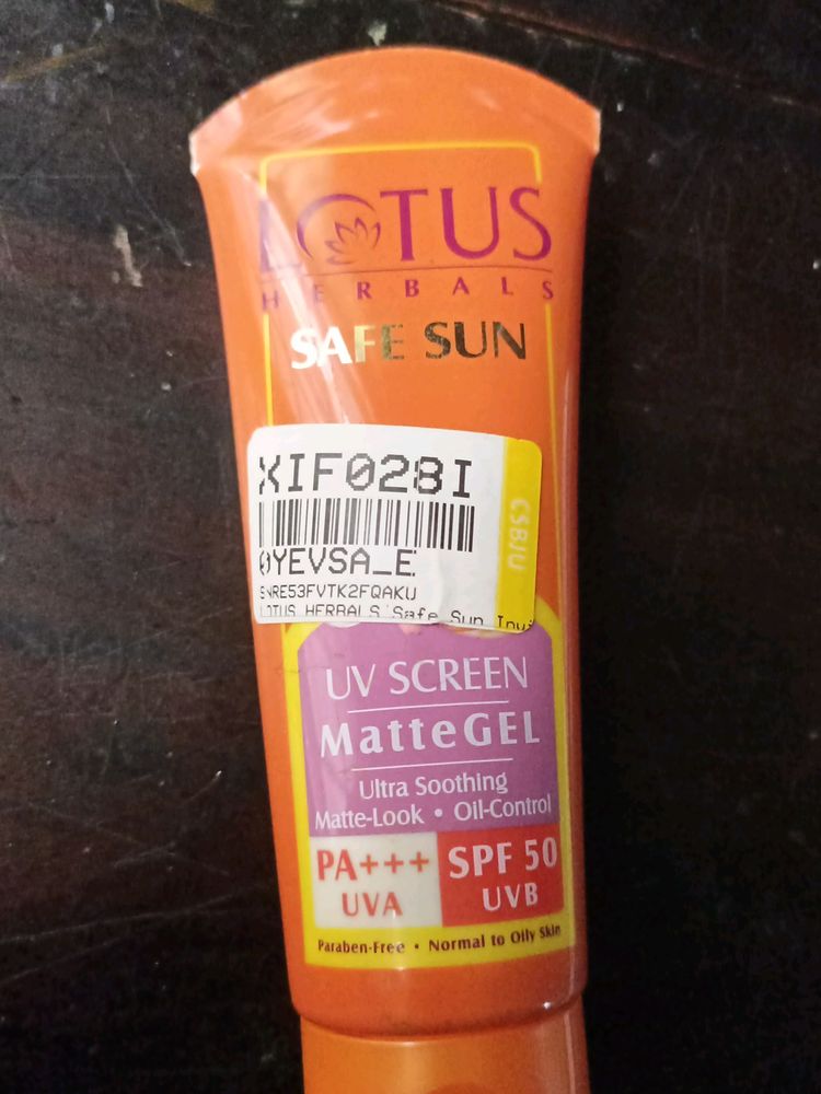 Lotus Matte Gel Sunscreen