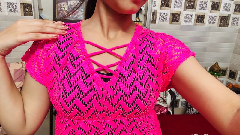 NEON PINK TOP