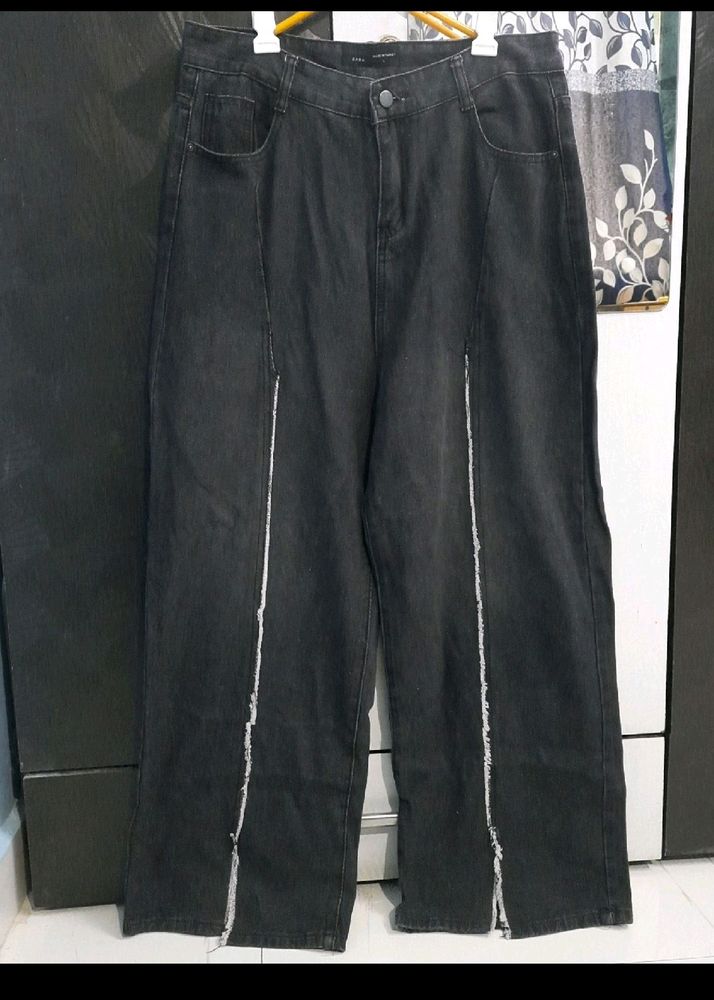 ZARA flared Jeans