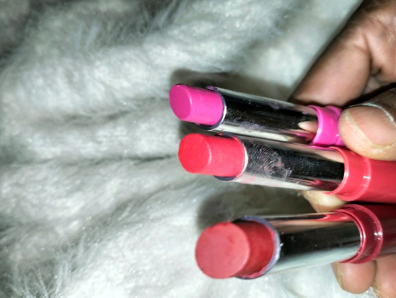 3 Colour Of Lipstick At Just 89rs