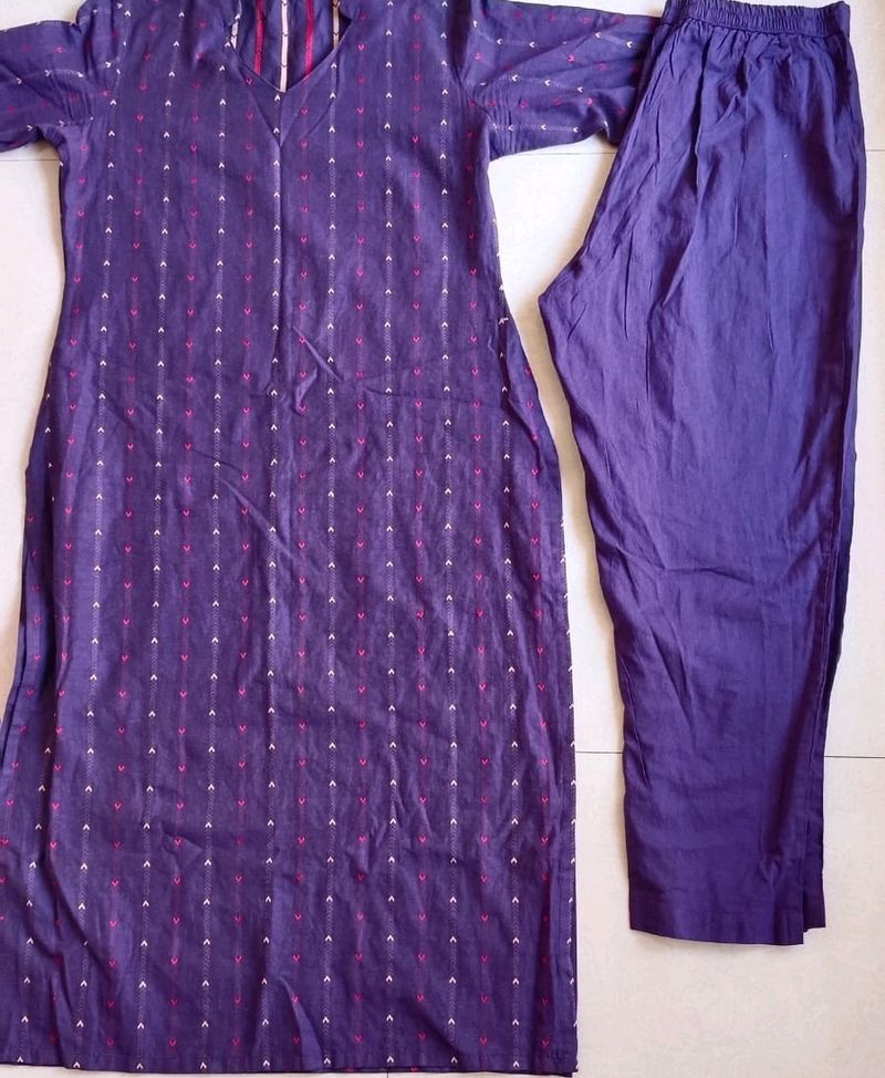 Kurta Set.