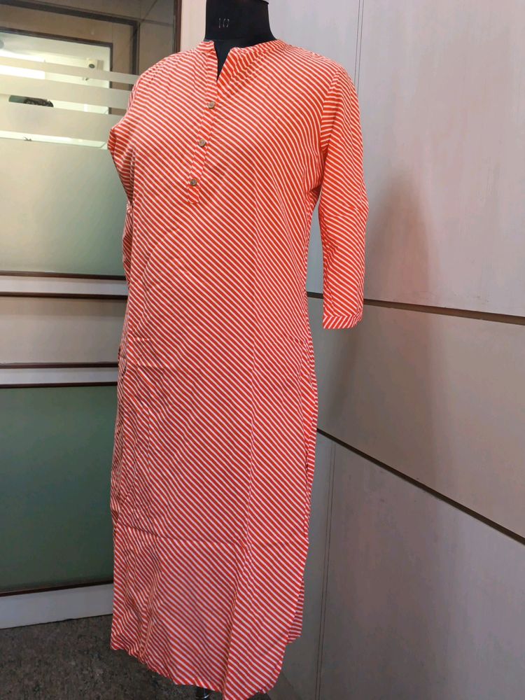 knee-length, straight-cut kurta