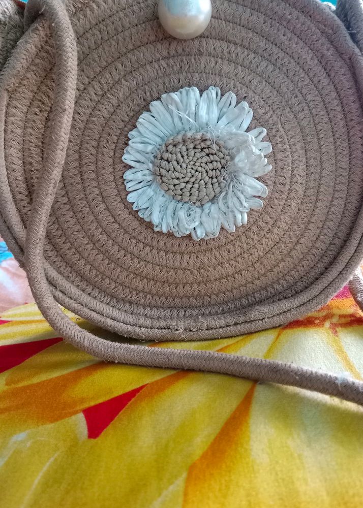 Beautiful Pearl Round Shaped Sling Bag