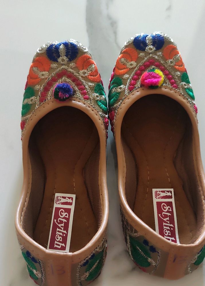 Ethnic Footwear For Girl