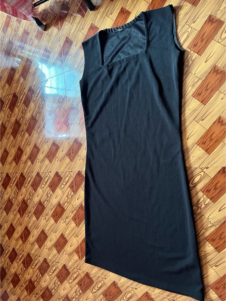 Black Bodycon Dress