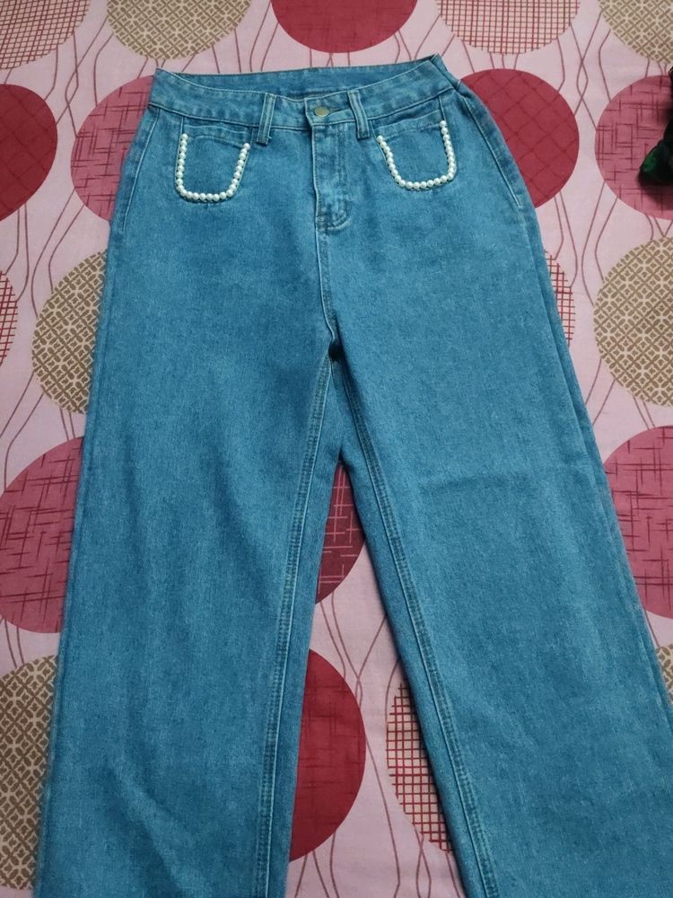 Urbanic jeans with pearl pocket ( high waisted)