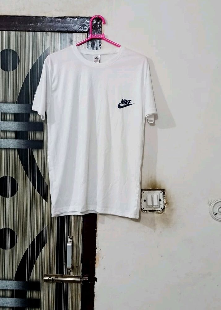 Size S Nike