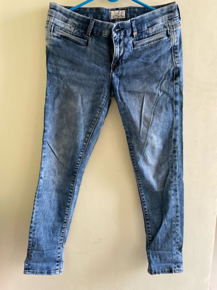 Blue Washed Jeans For Women